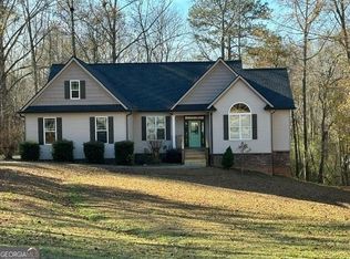 221 Lake Chase Dr N, Griffin, GA