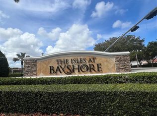 9353 SW 227th St #321, Cutler Bay, FL 33190