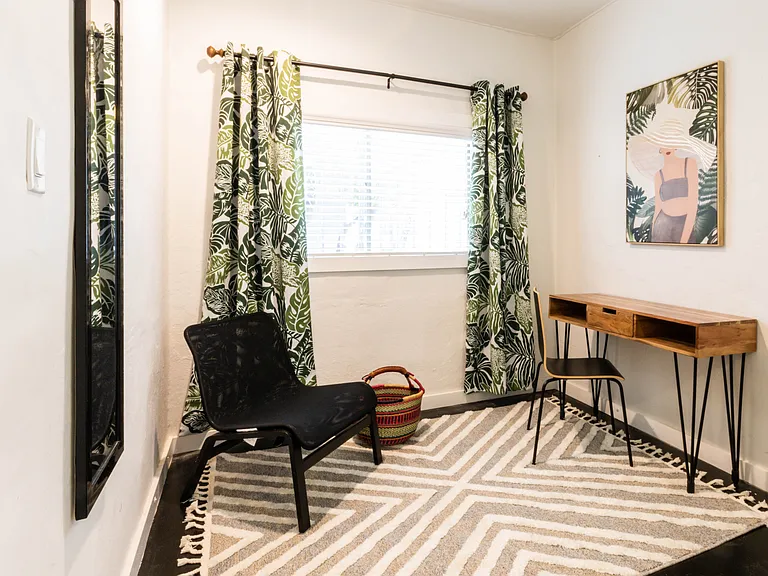 1806 Washington Way #B — Photo 18