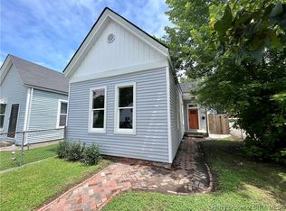 216 W 8th St, New Albany, IN 47150