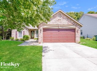4878 Oakleigh Pkwy, Greenwood, IN 46143