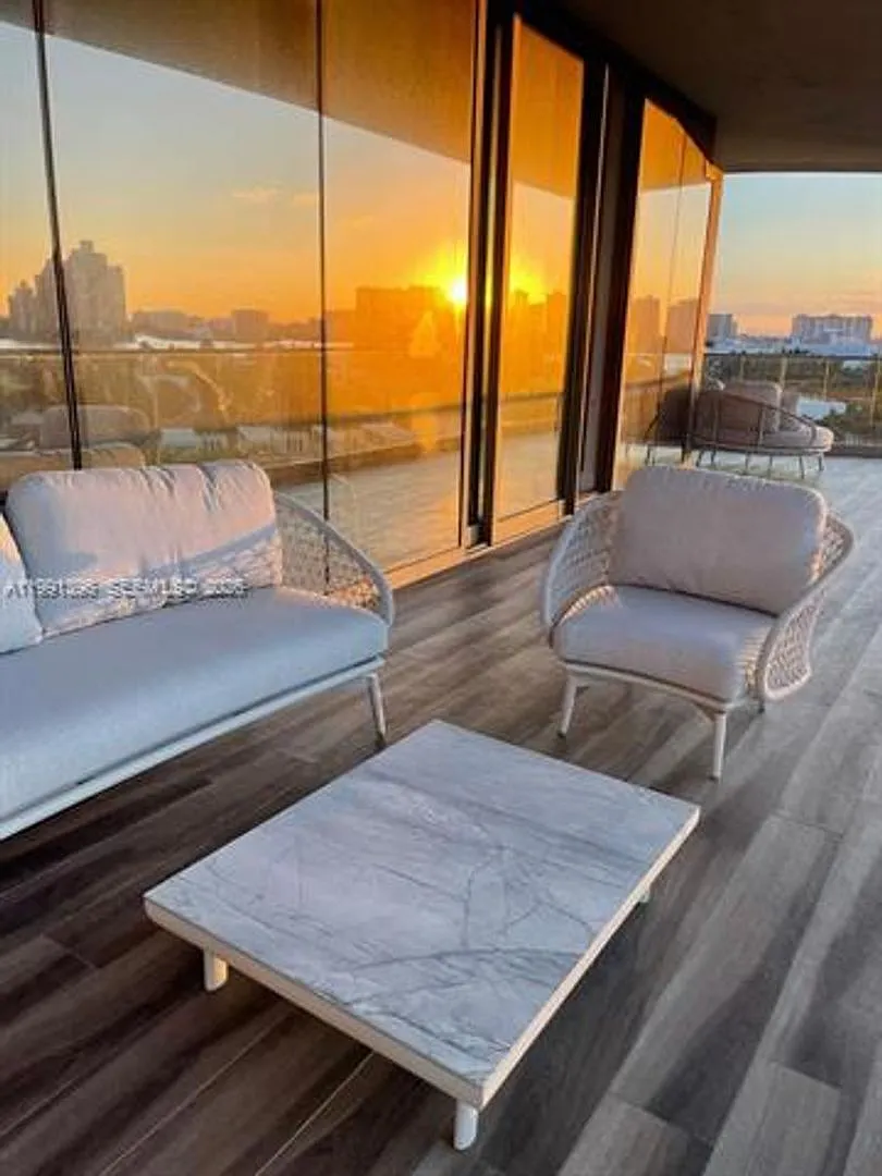 18975 Collins Ave cu-605, Sunny Isles Beach, FL 33160 — Photo 3