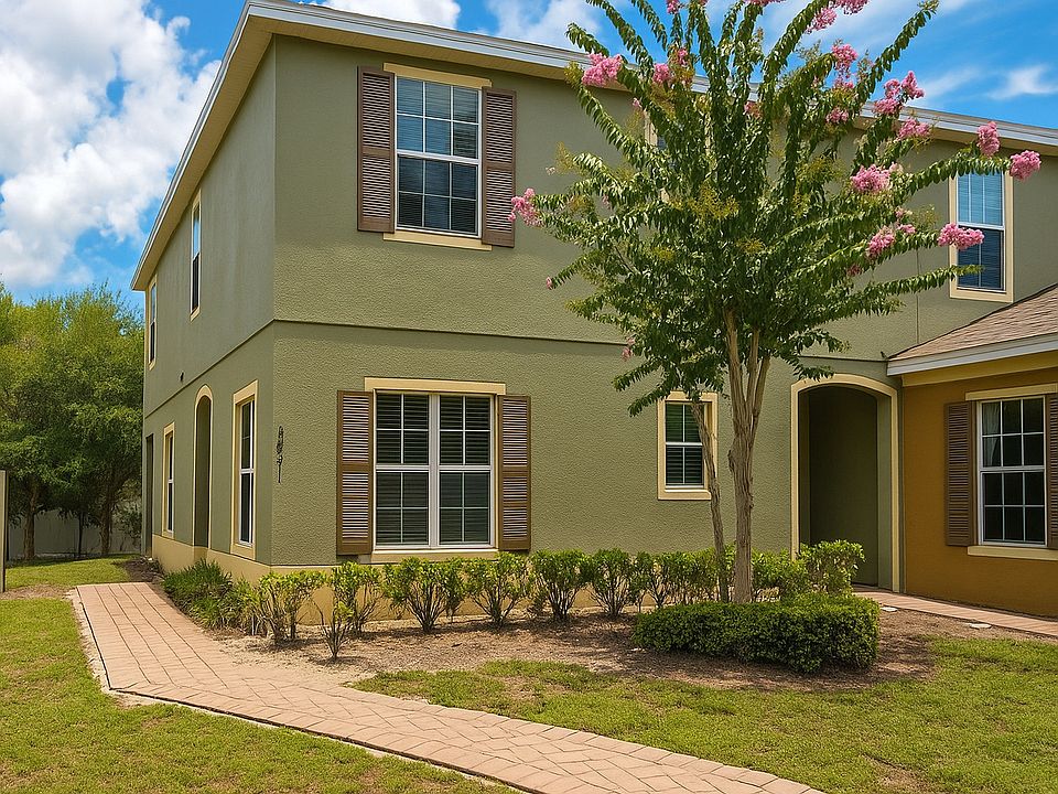 1st image of 2851 Sunstone Dr #1