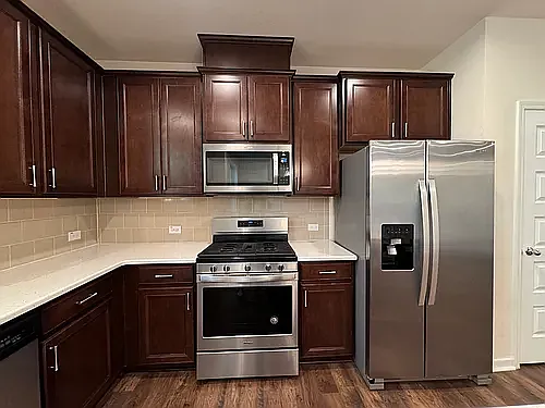 1408 Hopedale Dr — Photo 9