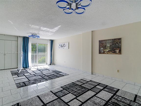 2nd image of 17800 Atlantic Blvd APT 302