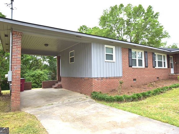 3rd image of 2878 Riverview Rd