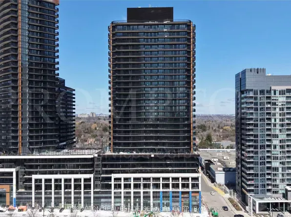 18 Esther Shiner Blvd, Toronto, ON