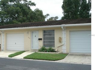 1073 Loch Haven Dr N, Dunedin, FL 34698