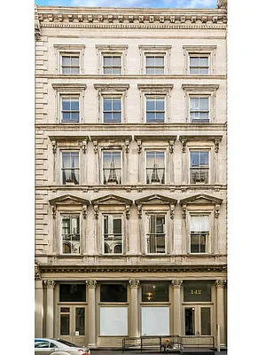 Sold by Sotheby's International Realty | media 25