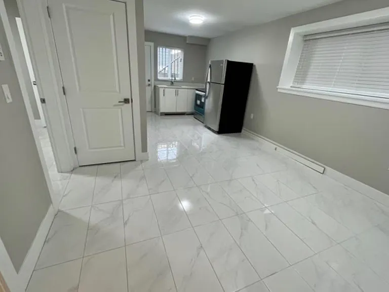 4115 Oxford St #BASEMENT — Photo 2