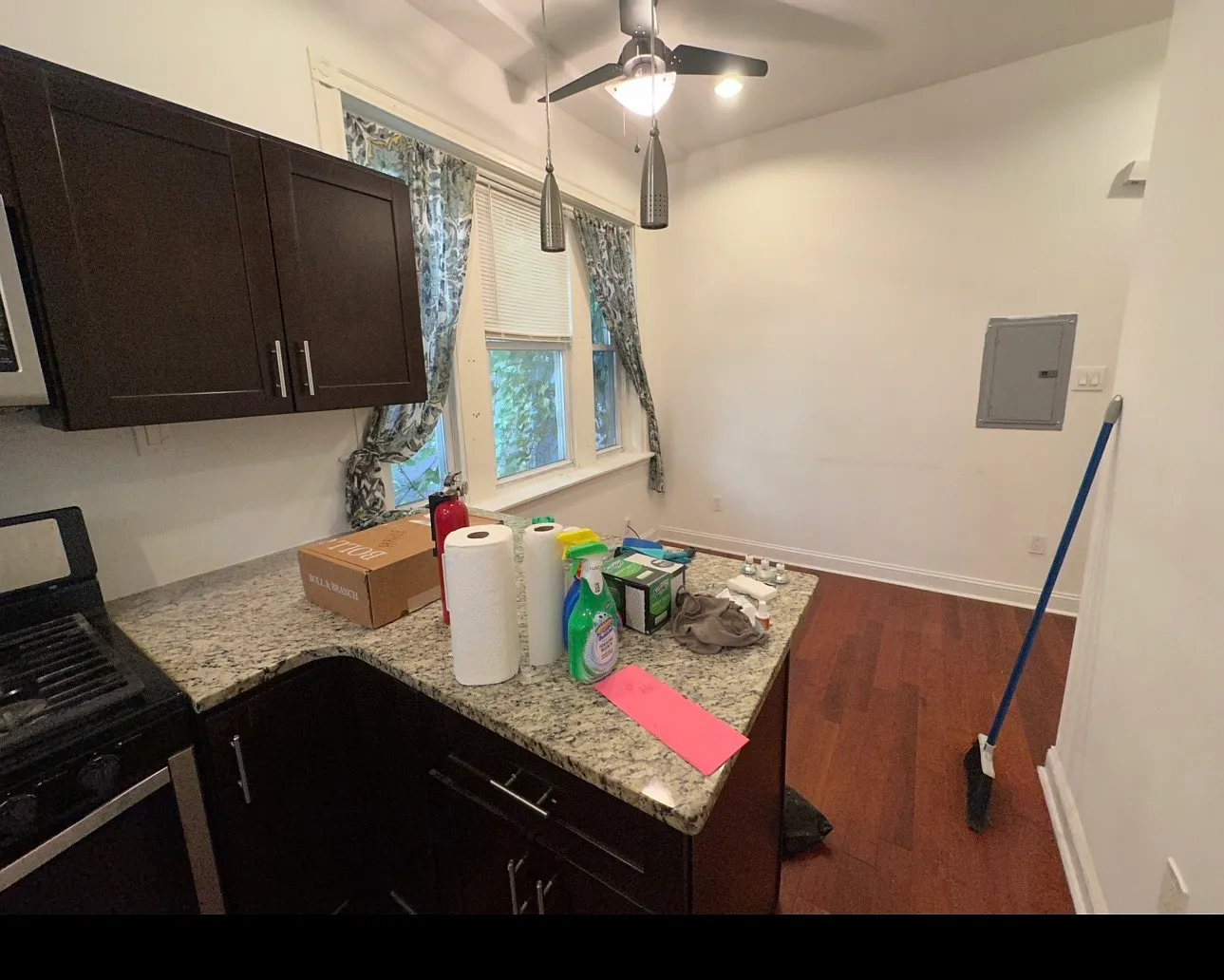 1 bed, $995 — Photo 3