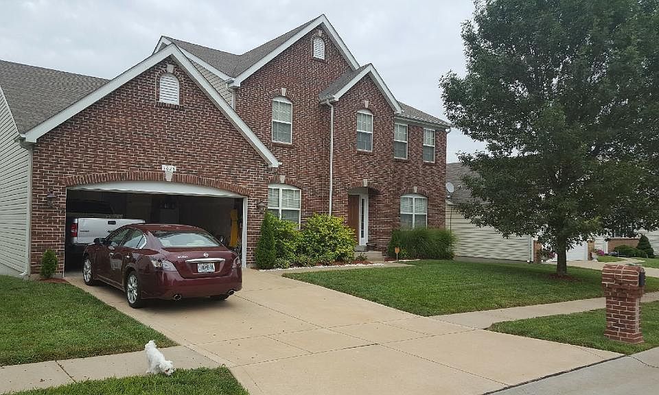 2nd image of 1628 Emerald Creek Dr