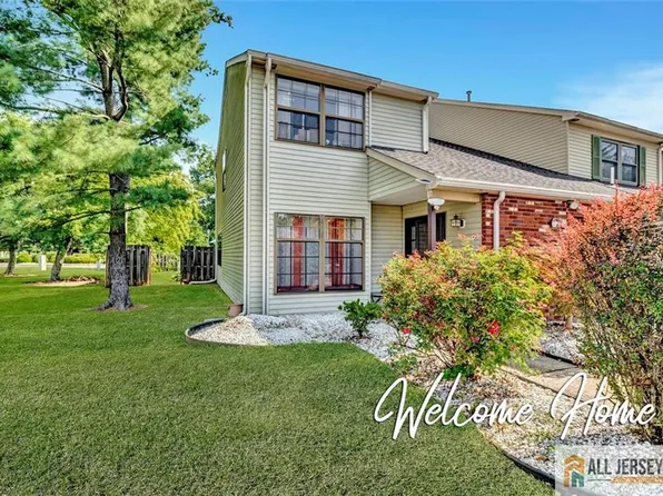 21 Clark Ct, East Brunswick, NJ 08816