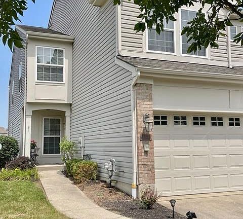 2nd image of 6760 Pondfield Ln