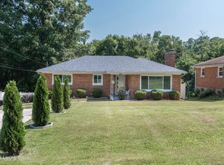 8220 Denise Dr, Louisville, KY 40219