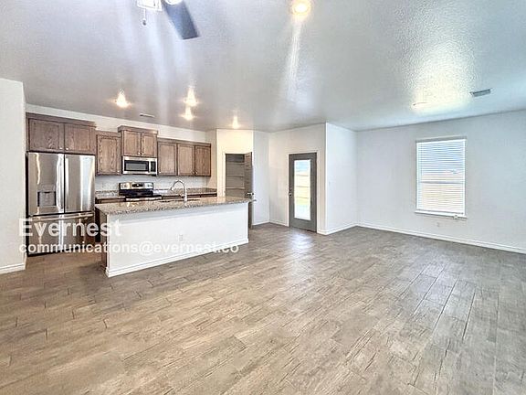 4th image of 2239 Hornbeam St