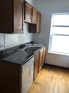 3157 W Argyle St #3E — Photo 3