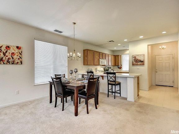 3rd image of 5912 Wheatsheaf Ln