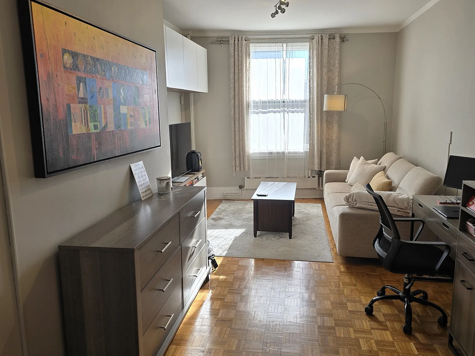 1 bed, 1.0 bath, 459 sqft, $3,000 — Photo 2