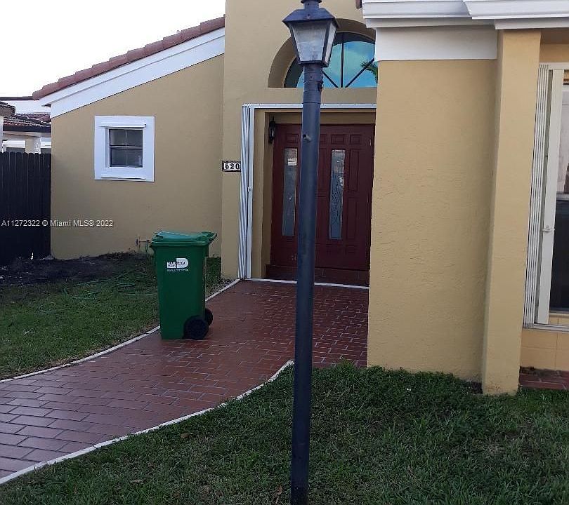 1st image of 520 SW 88th Pl W #520