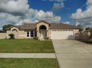 1074 Wilmington Dr, Deltona, FL 32725