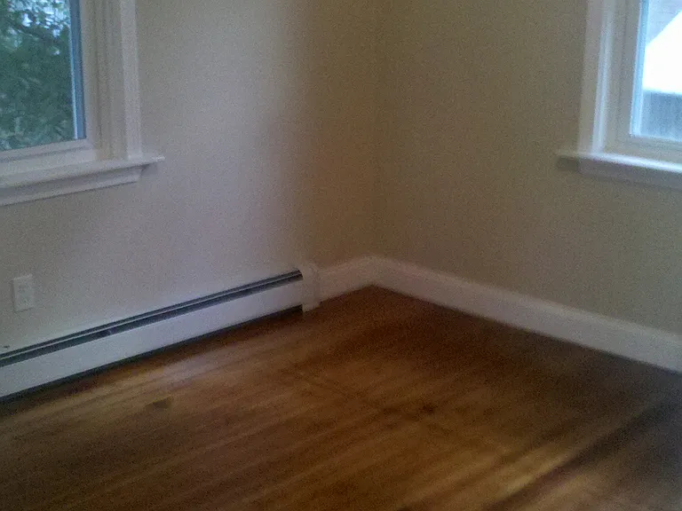 192 Clarence St #2 — Photo 4