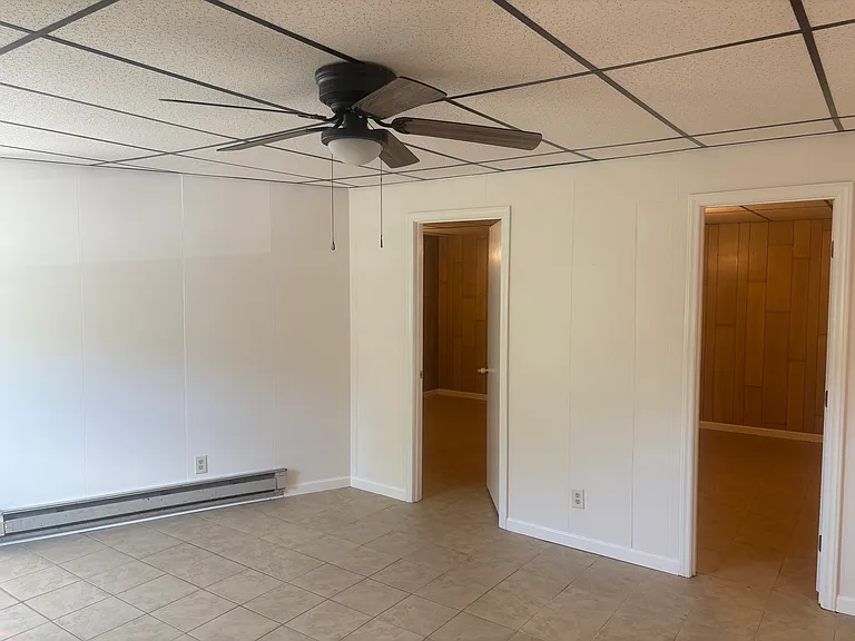 220 Pine St #4 — Photo 8
