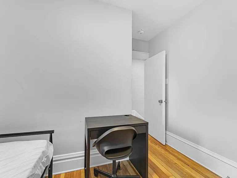 121 Hopewell Ave — Photo 55