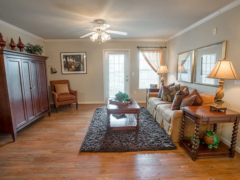 Verandas at Taylor Oaks — Photo 4
