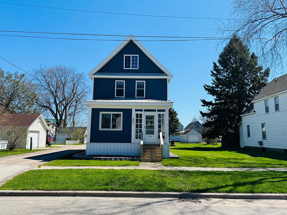 1st image of 807 Swinton St
