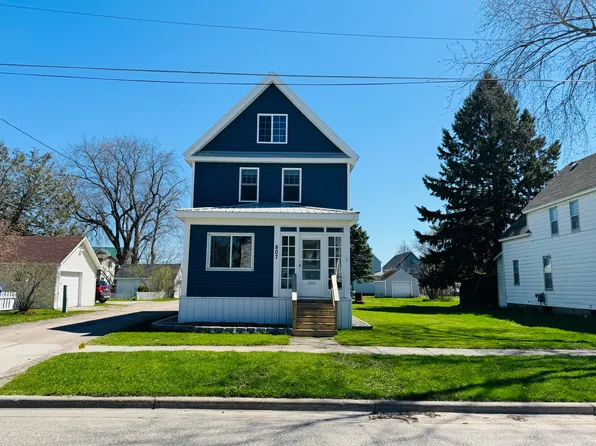 807 Swinton St, Sault Sainte Marie, MI 49783