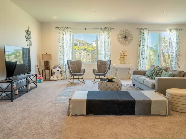 7817 Sunny Gulch Ct, Riverside, CA 92507