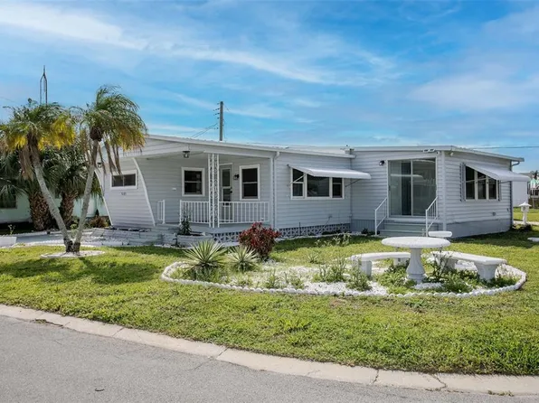 5105 8th St W, Bradenton, FL 34207