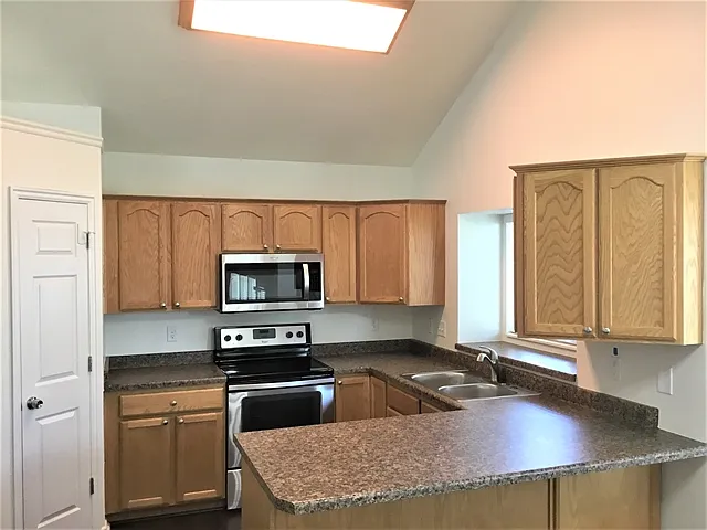 Building Photo - 56 S 350 W