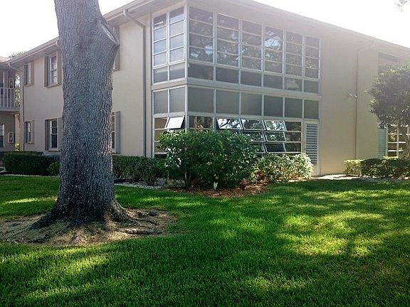 5th image of 32 Lake Vista Trl APT 106