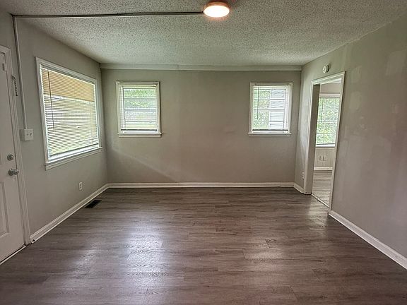 2nd image of 5219 Court Q