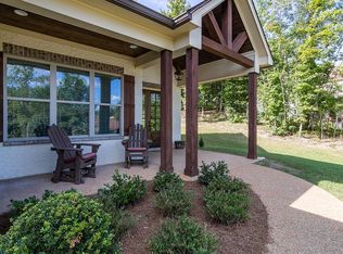 812 Tuscan Ridge Dr, Oxford, MS 38655