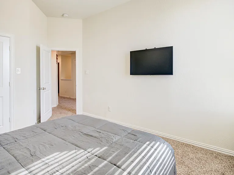 1646 Ryon Falls Dr — Photo 30