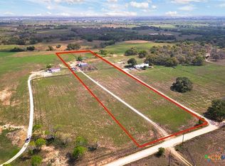 2998 County Road 302, Floresville, TX 78114
