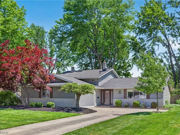 4563 Azalea Ln, North Olmsted, OH 44070