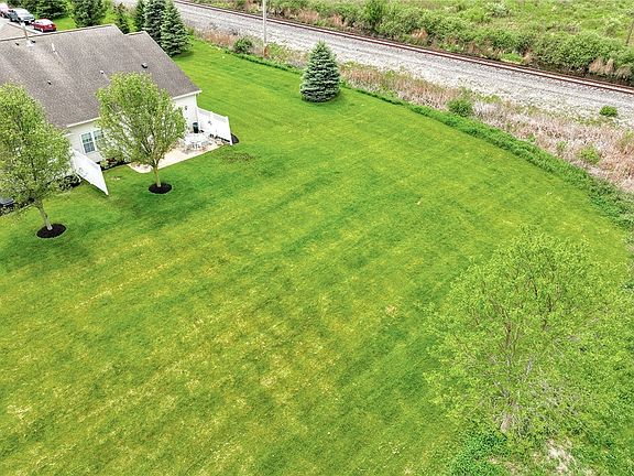 5th image of 95 Eagle Pine Way