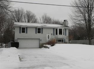 245 Bay Haven Ave, Holland, MI 49424