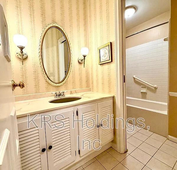 407 Westmoreland Ct — Photo 4