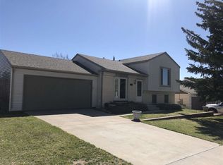 2601 Dunblane Dr, Rawlins, WY 82301