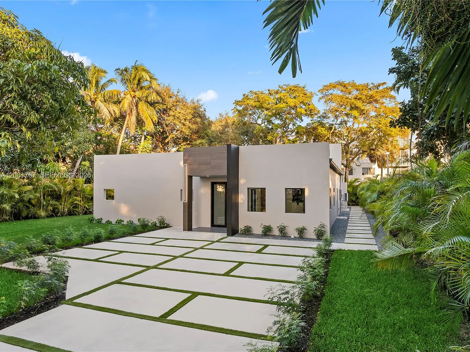 Griffing Biscayne Pk Esta — Photo 1