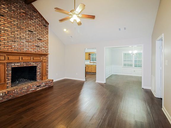 4th image of 1418 Hillside Pl SE