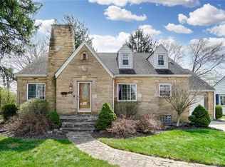 200 Oakview Dr, Kettering, OH 45429