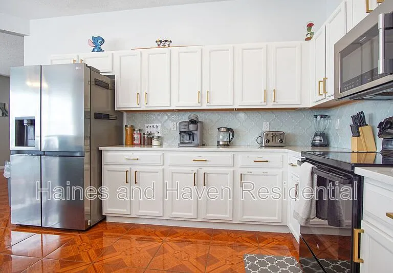 403 Corvina Dr — Photo 19