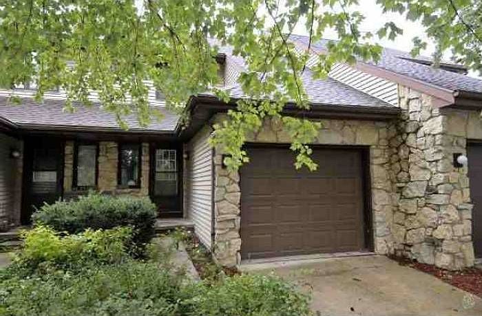 1st image of 106 Williamsburg Way Ct