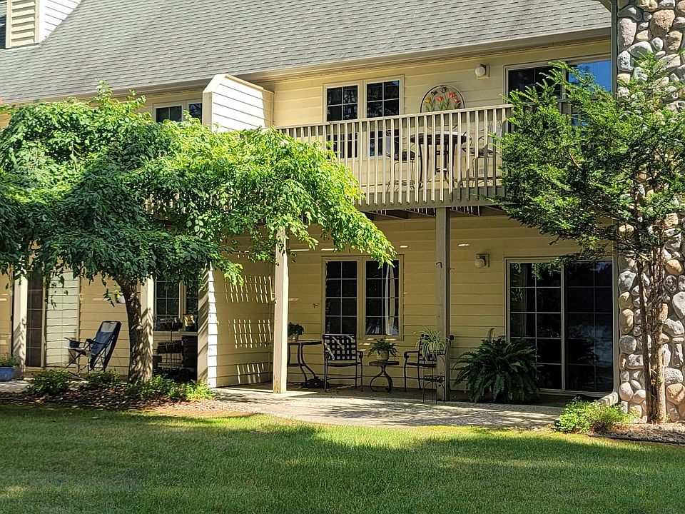 1st image of 300 Brandy Point Dr #B13